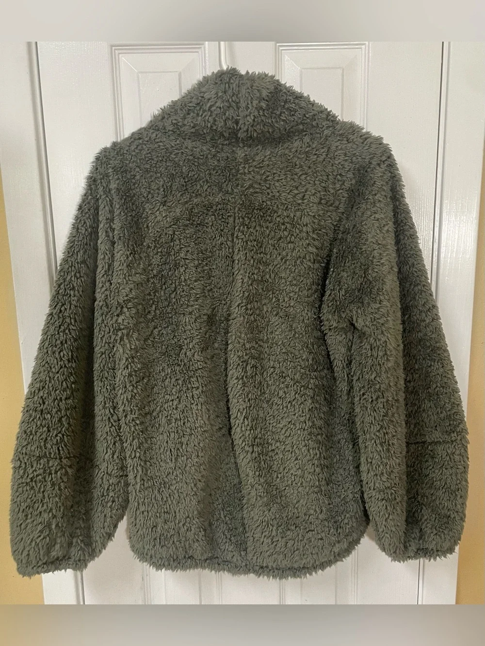 Lululemon Warm Restore Sherpa Pullover Women’s Medium Large Army Green Fleece